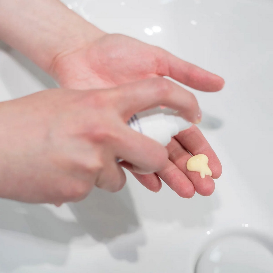 Dermasence Hyalusome Concentrate Facial Fluid